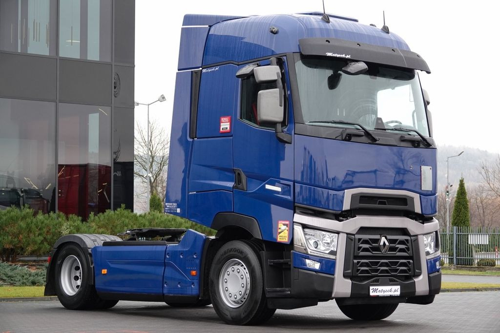 Renault T 520 / RETARDER / I-PARK COOL / HIGH CAB / 11. Renault T 520 / RETARDER / I-PARK COOL / HIGH CAB / 11. - Тягач: фото 1 Renault T 520 / RETARDER / I-PARK COOL / HIGH CAB / 11. Renault T 520 / RETARDER / I-PARK COOL / HIGH CAB / 11. - Тягач: фото 1