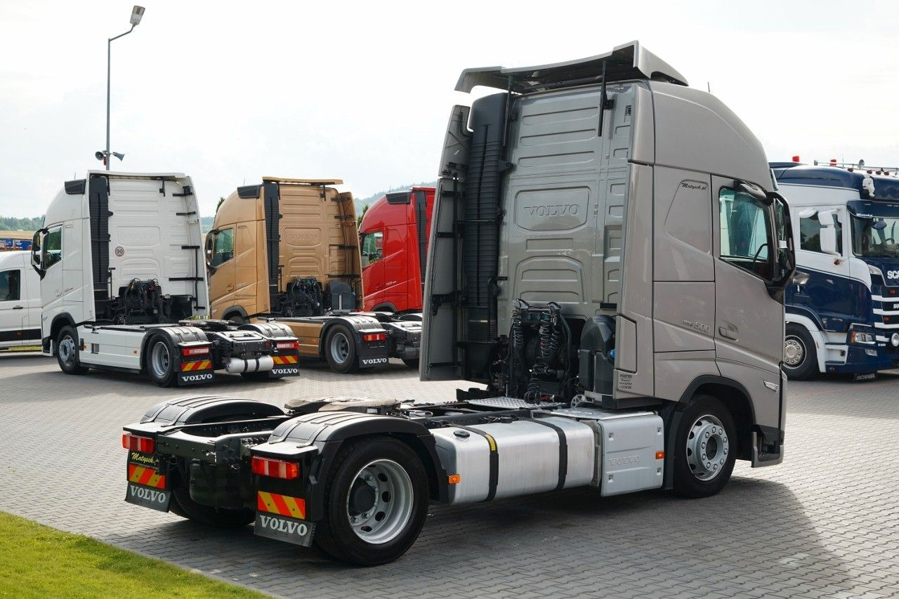 Volvo FH 500 / XXL / I-SAVE / LOWDECK / MEGA / I-PARK Volvo FH 500 / XXL / I-SAVE / LOWDECK / MEGA / I-PARK - Тягач: фото 5 Volvo FH 500 / XXL / I-SAVE / LOWDECK / MEGA / I-PARK Volvo FH 500 / XXL / I-SAVE / LOWDECK / MEGA / I-PARK - Тягач: фото 5