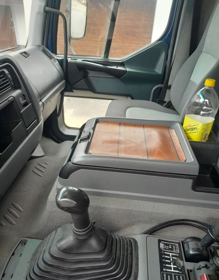 Renault PREMIUM 320 DCI / KERAX / HYDROBURTA / WYWROTKA - Самосвал: фото 4 Renault PREMIUM 320 DCI / KERAX / HYDROBURTA / WYWROTKA - Самосвал: фото 4