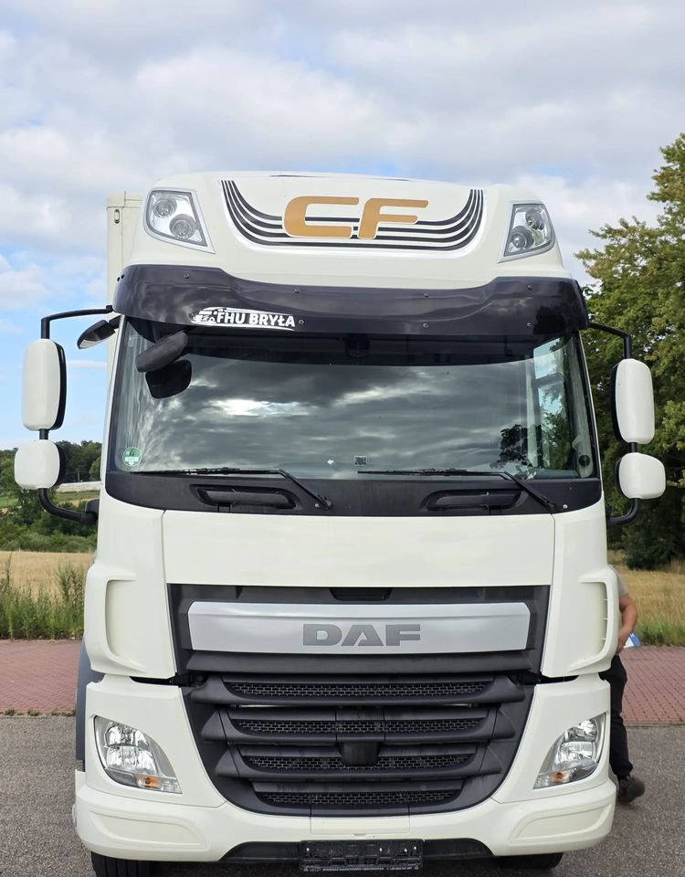 DAF CF 330/10.2017/KONTENER MEBLOWY/IZOTERMA/WINDA/18 PALET/E6/NISKI PRZEBIEG/Z NIEMIEC/JAK NOWY/DUŻY SILNIK 10 837cm3// - Грузовик с закрытым кузовом: фото 3 DAF CF 330/10.2017/KONTENER MEBLOWY/IZOTERMA/WINDA/18 PALET/E6/NISKI PRZEBIEG/Z NIEMIEC/JAK NOWY/DUŻY SILNIK 10 837cm3// - Грузовик с закрытым кузовом: фото 3