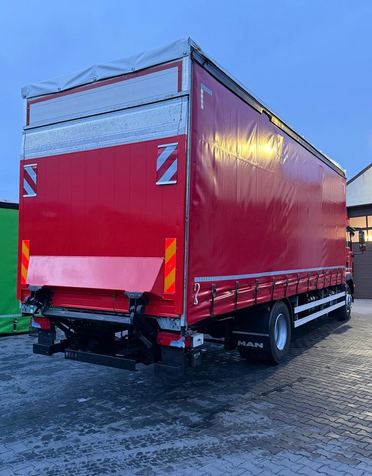 MAN TGM 15.250 / FIRANKA / 2018R / KLIMA POSTOJOWA /SPROWADZONY / 20 PALET / E6 / WINDA / - Тентованный грузовик: фото 5 MAN TGM 15.250 / FIRANKA / 2018R / KLIMA POSTOJOWA /SPROWADZONY / 20 PALET / E6 / WINDA / - Тентованный грузовик: фото 5