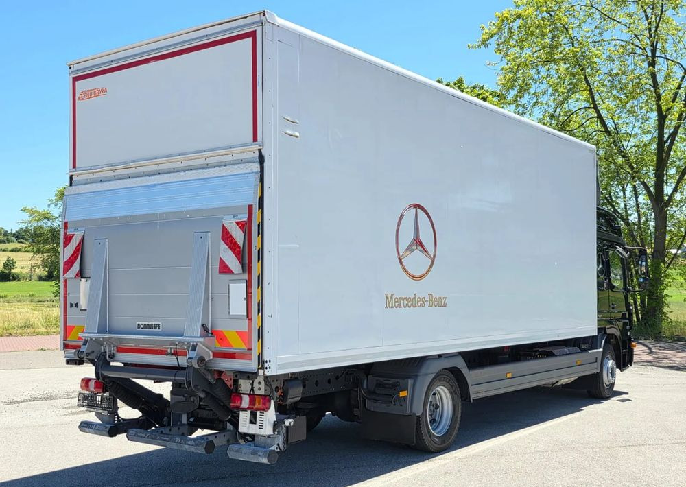 Mercedes-Benz ATEGO 1527/1530/IZOTERMA/WINDA/SPROWADZONY/E6/PIERWSZY WŁAŚCICIEL/AUTOMAT/18EURO PALET/STAN BARDZO DOBRY - Рефрижератор: фото 5 Mercedes-Benz ATEGO 1527/1530/IZOTERMA/WINDA/SPROWADZONY/E6/PIERWSZY WŁAŚCICIEL/AUTOMAT/18EURO PALET/STAN BARDZO DOBRY - Рефрижератор: фото 5