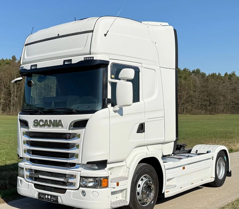 Scania R520/SERWISOWANA/SPROWADZONA/4PODUSZKI TYŁ/RETARDER/NISKI PRZEBIEG - Тягач: фото 1 Scania R520/SERWISOWANA/SPROWADZONA/4PODUSZKI TYŁ/RETARDER/NISKI PRZEBIEG - Тягач: фото 1