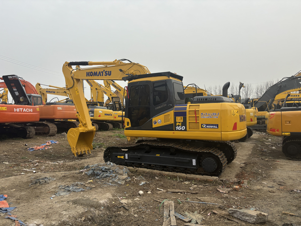 KOMATSU PC160 - Гусеничный экскаватор: фото 2 KOMATSU PC160 - Гусеничный экскаватор: фото 2