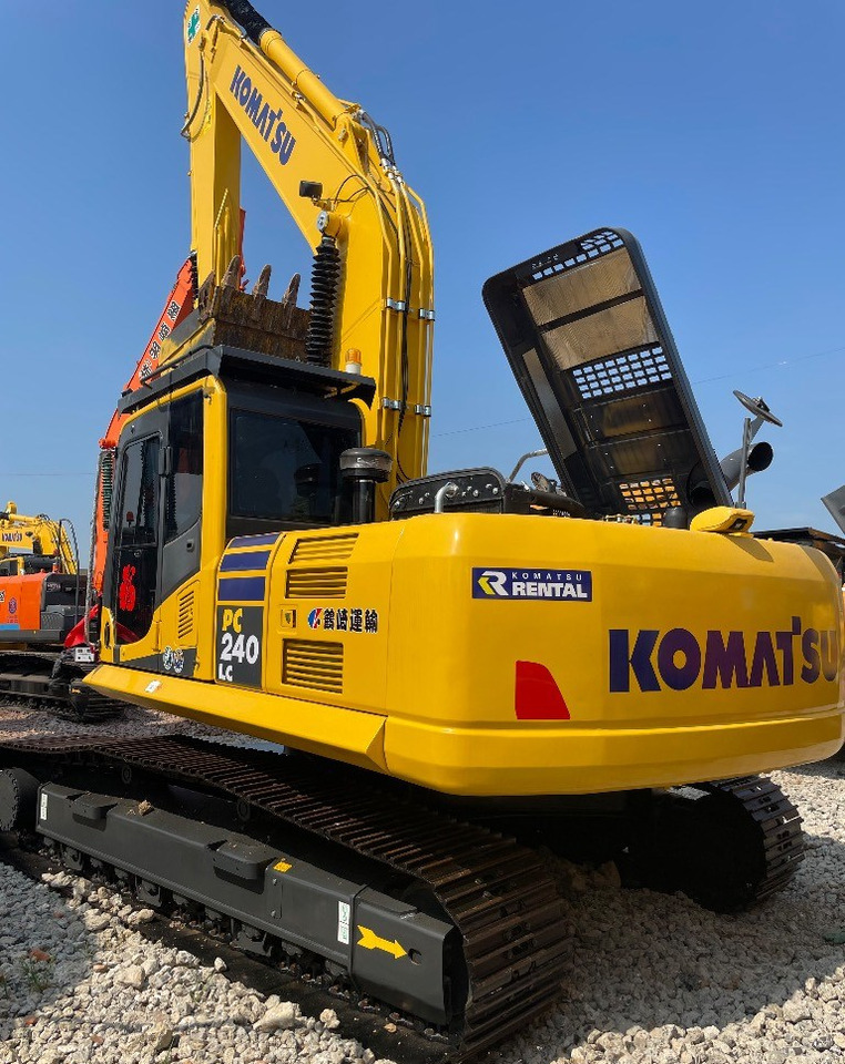 Гусеничный экскаватор Komatsu PC 240 PC220 PC240-8: фото 6 Гусеничный экскаватор Komatsu PC 240 PC220 PC240-8: фото 6