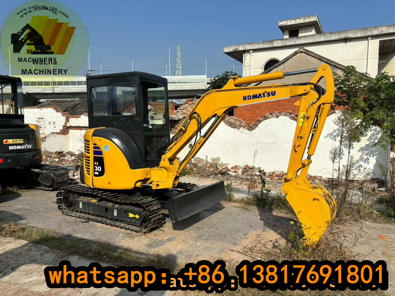Komatsu PC 30 MR-3 Komatsu 30, Komatsu 35-3 - Мини-экскаватор: фото 1 Komatsu PC 30 MR-3 Komatsu 30, Komatsu 35-3 - Мини-экскаватор: фото 1