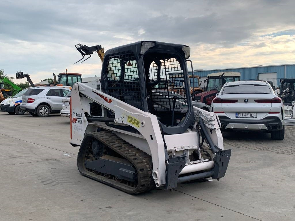 Bobcat T 450 - Мини-погрузчик с бортовым поворотом: фото 4 Bobcat T 450 - Мини-погрузчик с бортовым поворотом: фото 4