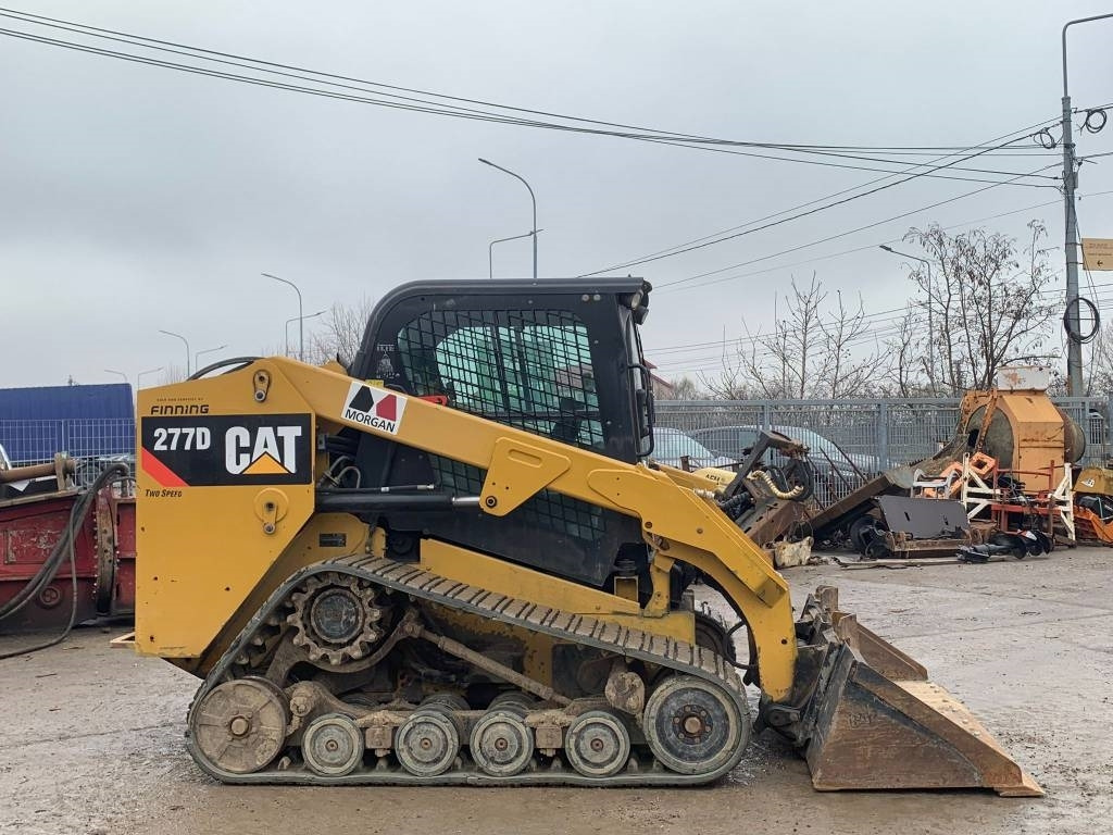 CAT 277 D - Мини-погрузчик с бортовым поворотом: фото 2 CAT 277 D - Мини-погрузчик с бортовым поворотом: фото 2