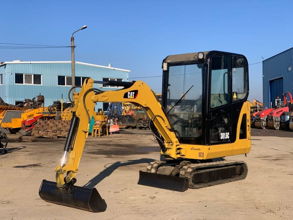 CAT 301.6C - Мини-экскаватор: фото 1 CAT 301.6C - Мини-экскаватор: фото 1