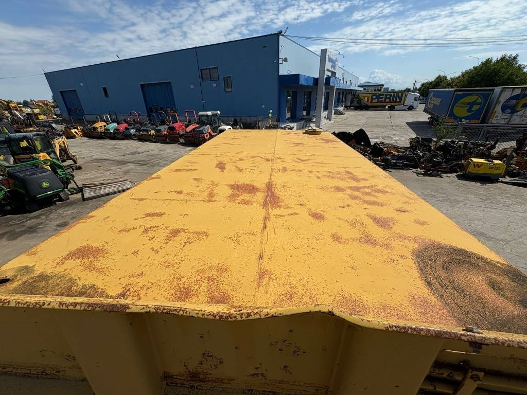 CAT D 350 C - Сочленённый самосвал: фото 4 CAT D 350 C - Сочленённый самосвал: фото 4