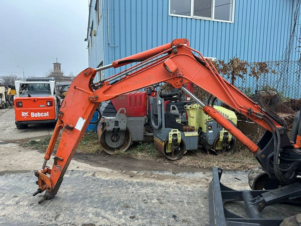 Hitachi ZX 27 U-2 - Мини-экскаватор: фото 4 Hitachi ZX 27 U-2 - Мини-экскаватор: фото 4