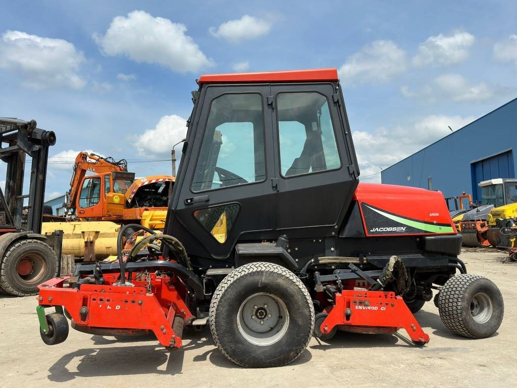 Jacobsen AR250 - Газонокосилка: фото 2 Jacobsen AR250 - Газонокосилка: фото 2
