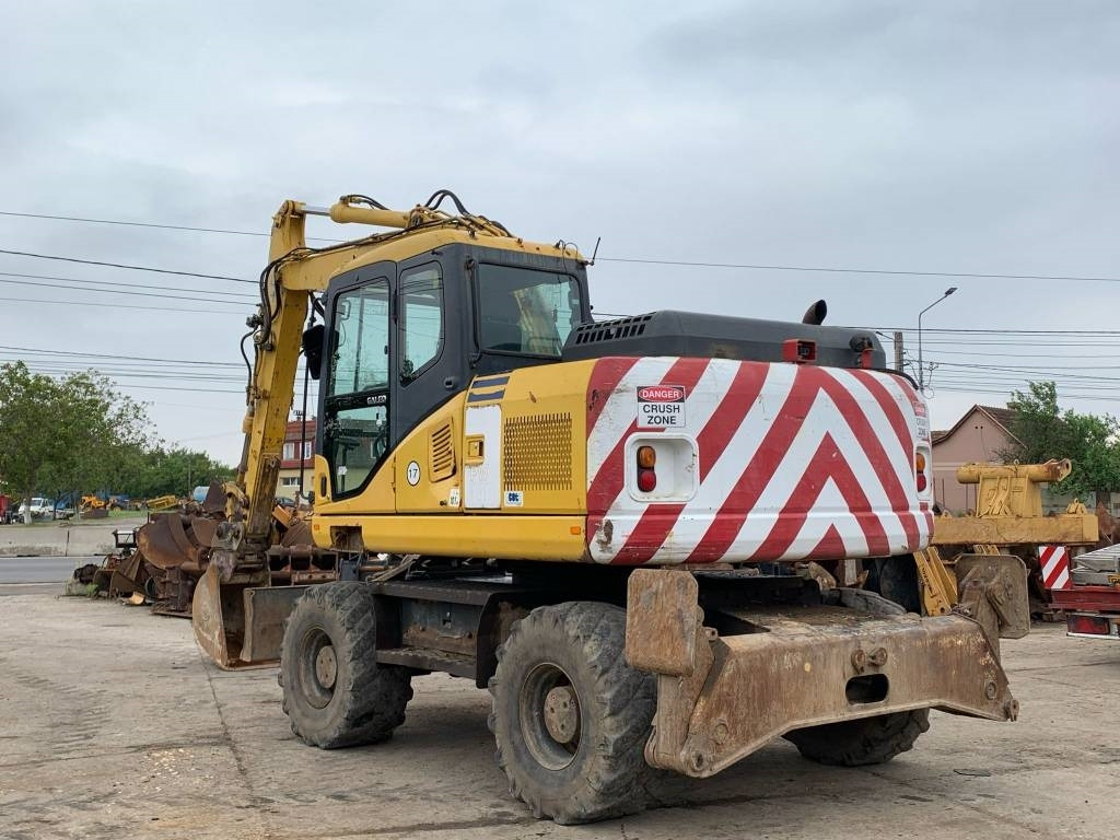 Komatsu PW 140-7 - Колёсный экскаватор: фото 3 Komatsu PW 140-7 - Колёсный экскаватор: фото 3