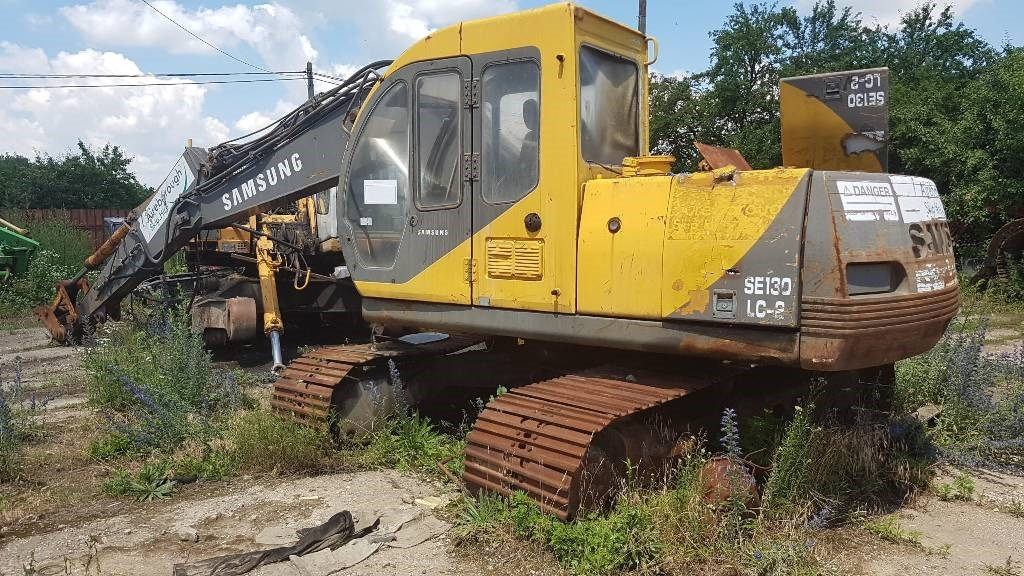 Samsung SE 130 LC-2 - Гусеничный экскаватор: фото 2 Samsung SE 130 LC-2 - Гусеничный экскаватор: фото 2