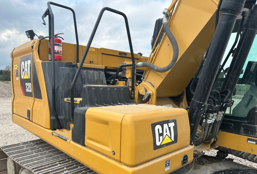 CATERPILLAR 320 F - Гусеничный экскаватор: фото 2 CATERPILLAR 320 F - Гусеничный экскаватор: фото 2