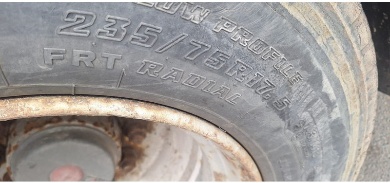 Полуприцеп бортовой/ Платформа Faymonville Plattform SPZ-3AX: фото 6 Полуприцеп бортовой/ Платформа Faymonville Plattform SPZ-3AX: фото 6