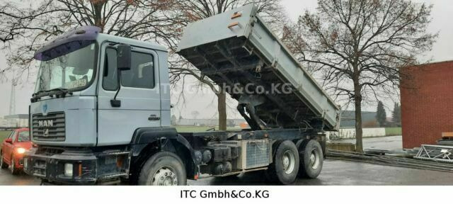 MAN 33.360K 6x4 Blatt/Blatt AP-Achse - Самосвал: фото 2 MAN 33.360K 6x4 Blatt/Blatt AP-Achse - Самосвал: фото 2