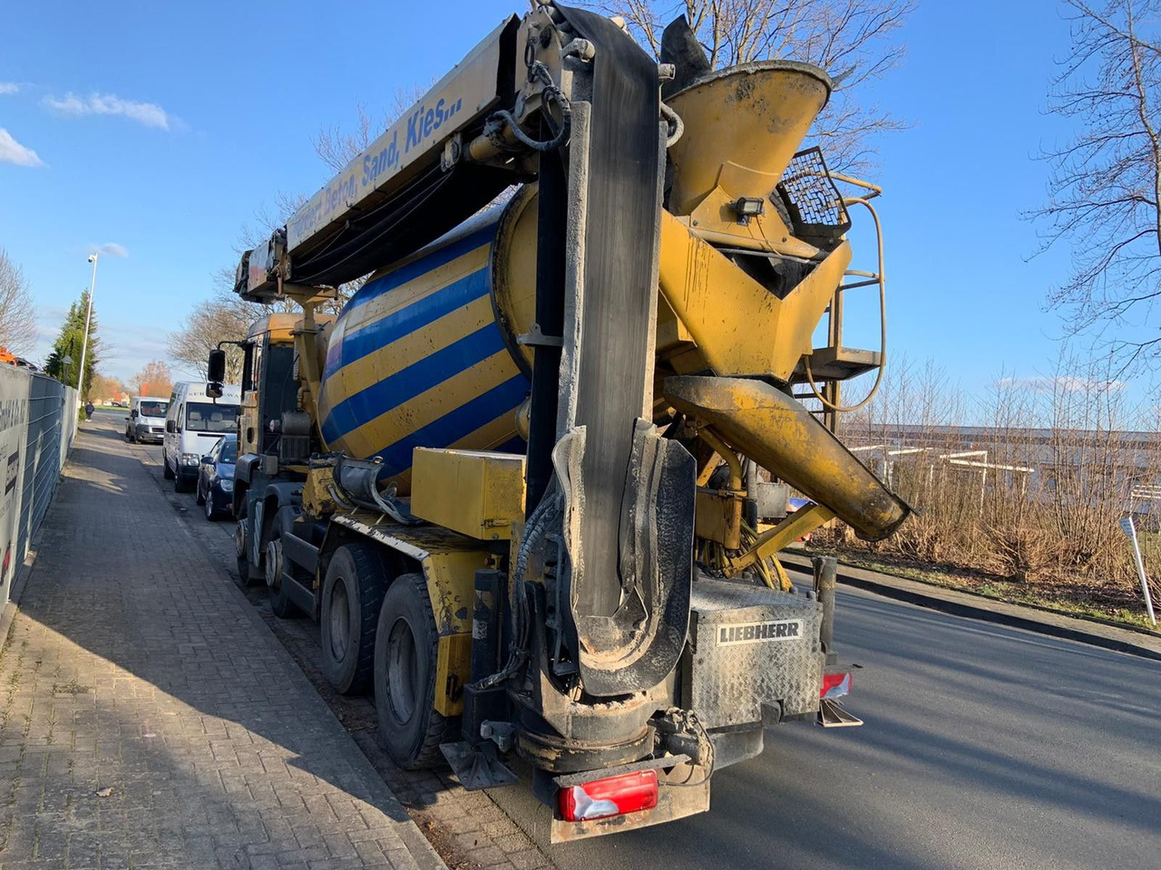 MAN TGA35.360PS 8x4 Mischer+Förderband - Автобетоносмеситель: фото 3 MAN TGA35.360PS 8x4 Mischer+Förderband - Автобетоносмеситель: фото 3
