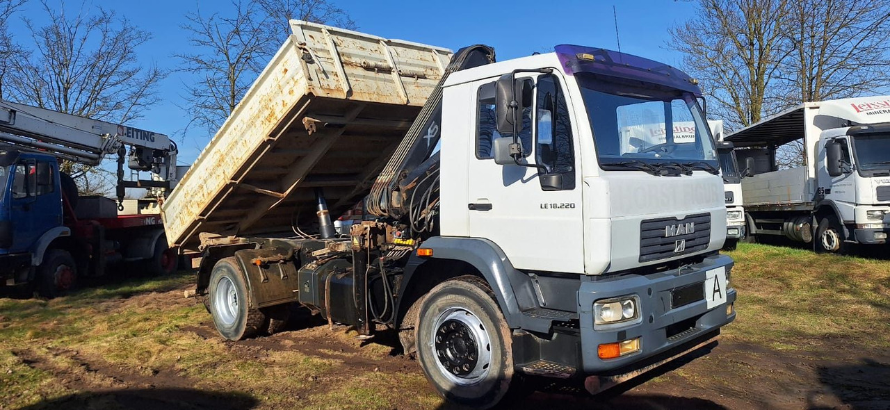 MAN TGM 18.220 4x2 3.S-Kipper mit Kran - Самосвал, Автоманипулятор: фото 4 MAN TGM 18.220 4x2 3.S-Kipper mit Kran - Самосвал, Автоманипулятор: фото 4
