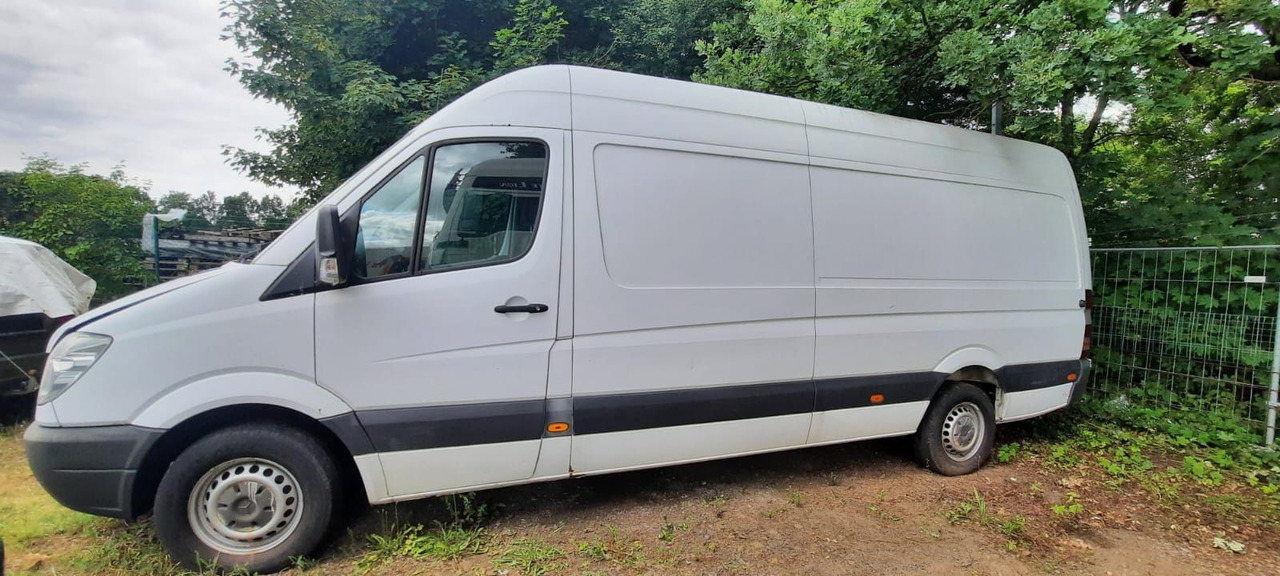 Mercedes-Benz 313 Sprinter - Цельнометаллический фургон: фото 1 Mercedes-Benz 313 Sprinter - Цельнометаллический фургон: фото 1