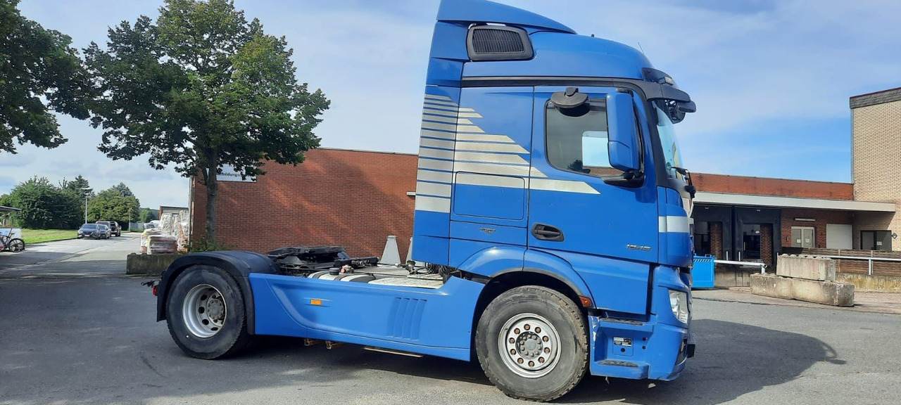 Mercedes-Benz 1845LS Actros 4x2 SZM Voll. StreamSpace - Тягач: фото 3 Mercedes-Benz 1845LS Actros 4x2 SZM Voll. StreamSpace - Тягач: фото 3