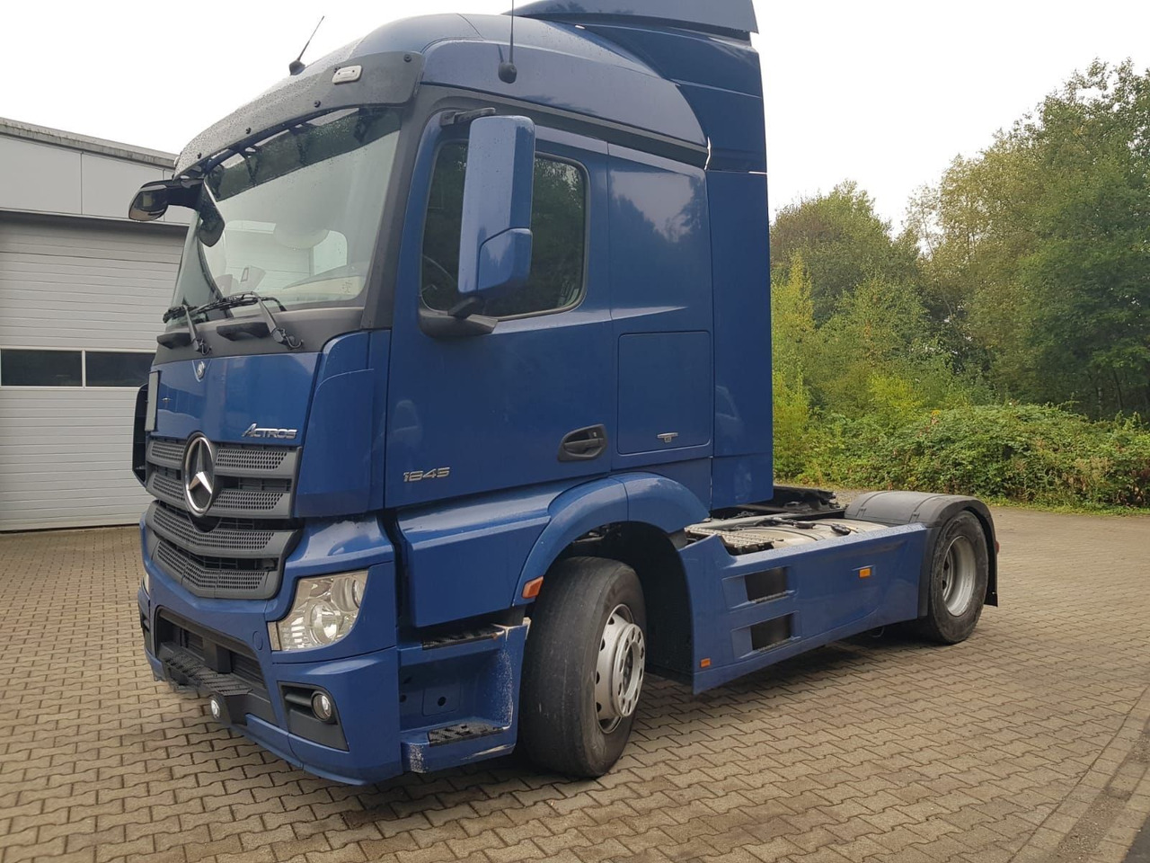 Mercedes-Benz Actros 1845 LS Vollspoiler - Тягач: фото 2 Mercedes-Benz Actros 1845 LS Vollspoiler - Тягач: фото 2