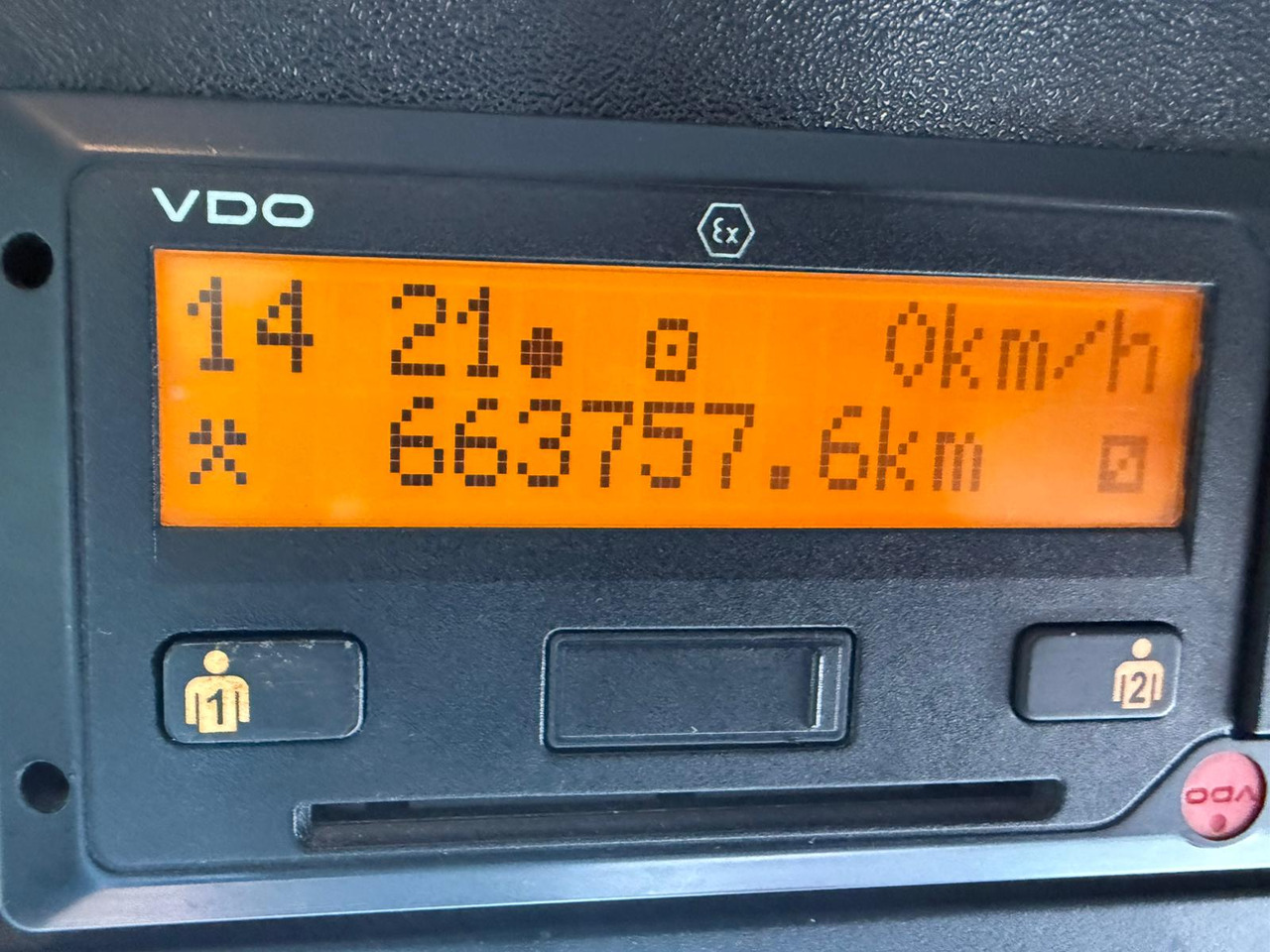 Грузовик с закрытым кузовом 2016 Mercedes Antos 1824 Rigid Truck: фото 25