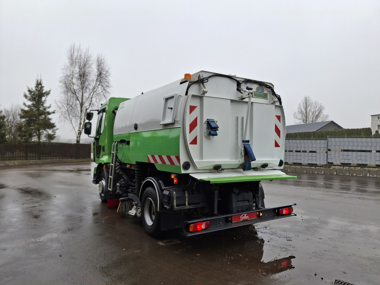Renault Midlum 220 Zamiatarka Kehrmaschine 2 Motoren L/R EURO 5 Johnston SEMAT - Подметально-уборочная машина: фото 2 Renault Midlum 220 Zamiatarka Kehrmaschine 2 Motoren L/R EURO 5 Johnston SEMAT - Подметально-уборочная машина: фото 2