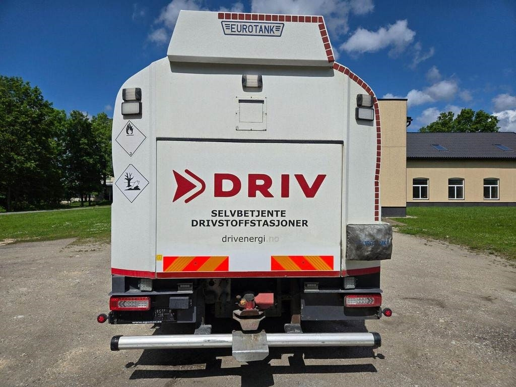 Volvo FH540 6x2 ADR - Грузовик-цистерна: фото 3 Volvo FH540 6x2 ADR - Грузовик-цистерна: фото 3