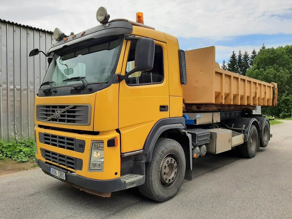 Volvo FM12 460 6X2 JOAB 338kW - Крюковой мультилифт: фото 5 Volvo FM12 460 6X2 JOAB 338kW - Крюковой мультилифт: фото 5