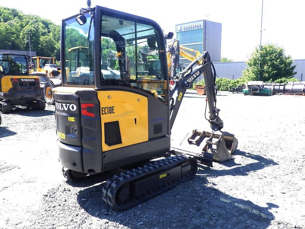Volvo EC 18 E - Мини-экскаватор: фото 5 Volvo EC 18 E - Мини-экскаватор: фото 5