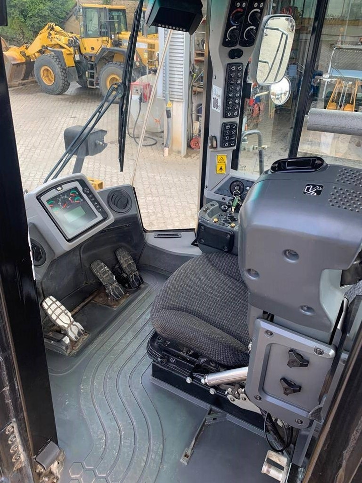 CAT 966 K  в лизинг CAT 966 K: фото 11