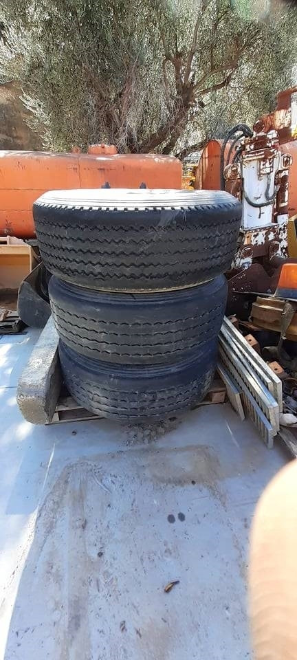 Bridgestone 385/65R22.5 - Шина для Строительной техники: фото 2 Bridgestone 385/65R22.5 - Шина для Строительной техники: фото 2
