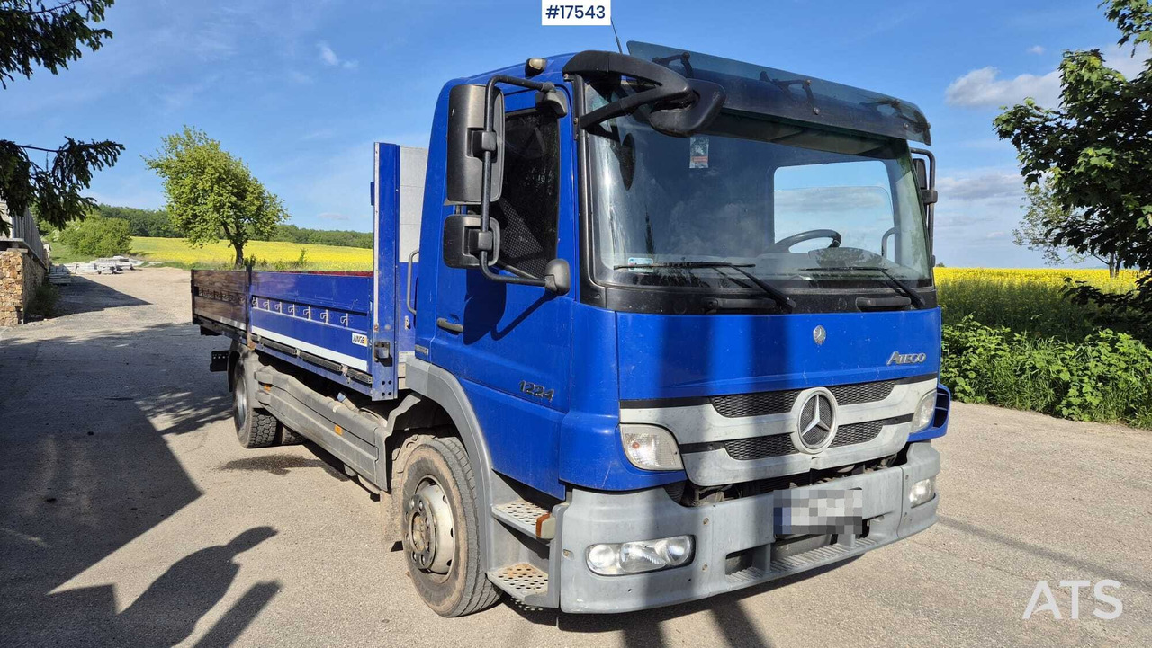 Box truck Mercedes-Benz ATEGO 1224 (2011) - Грузовик с закрытым кузовом: фото 1 Box truck Mercedes-Benz ATEGO 1224 (2011) - Грузовик с закрытым кузовом: фото 1