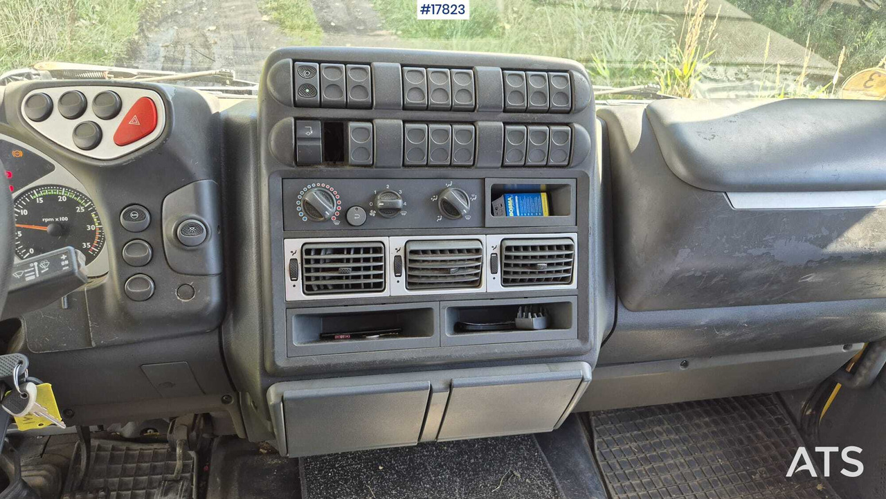 Самосвал IVECO 75E15 EURO CARGO tipper (2003): фото 18 Самосвал IVECO 75E15 EURO CARGO tipper (2003): фото 18