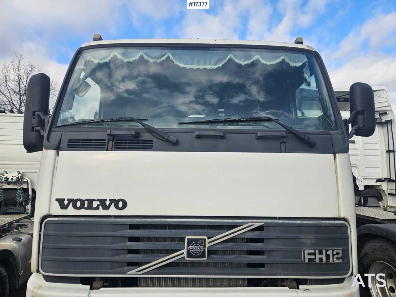 2000 Volvo FH 12 - Тягач: фото 4 2000 Volvo FH 12 - Тягач: фото 4