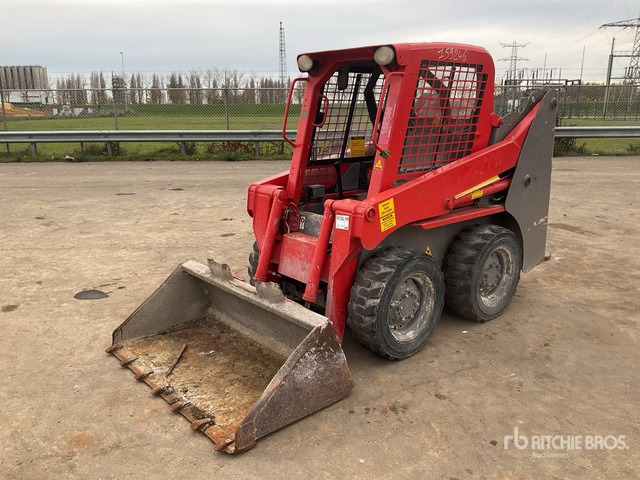 2014 Gehl GL3840 (Inoperable) Skid Steer Loader - Мини-погрузчик с бортовым поворотом: фото 2 2014 Gehl GL3840 (Inoperable) Skid Steer Loader - Мини-погрузчик с бортовым поворотом: фото 2