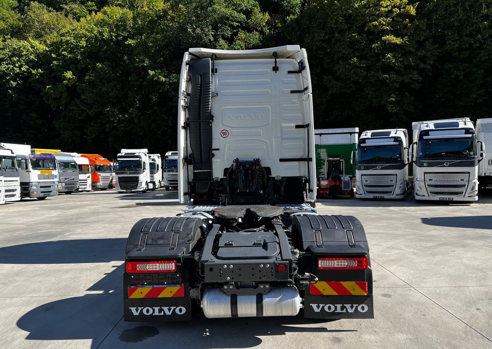 Volvo FH 500 // Zamiana na starszy //  EURO 6 // Standard // 2024 Rok // Parkclima // Globe XL // Skóry // Joystick // - Тягач: фото 5 Volvo FH 500 // Zamiana na starszy //  EURO 6 // Standard // 2024 Rok // Parkclima // Globe XL // Skóry // Joystick // - Тягач: фото 5