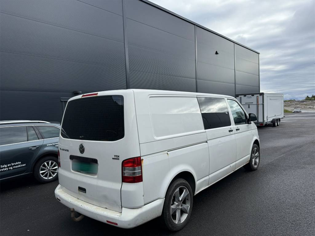 Volkswagen Transporter 4x4 - Цельнометаллический фургон: фото 4 Volkswagen Transporter 4x4 - Цельнометаллический фургон: фото 4