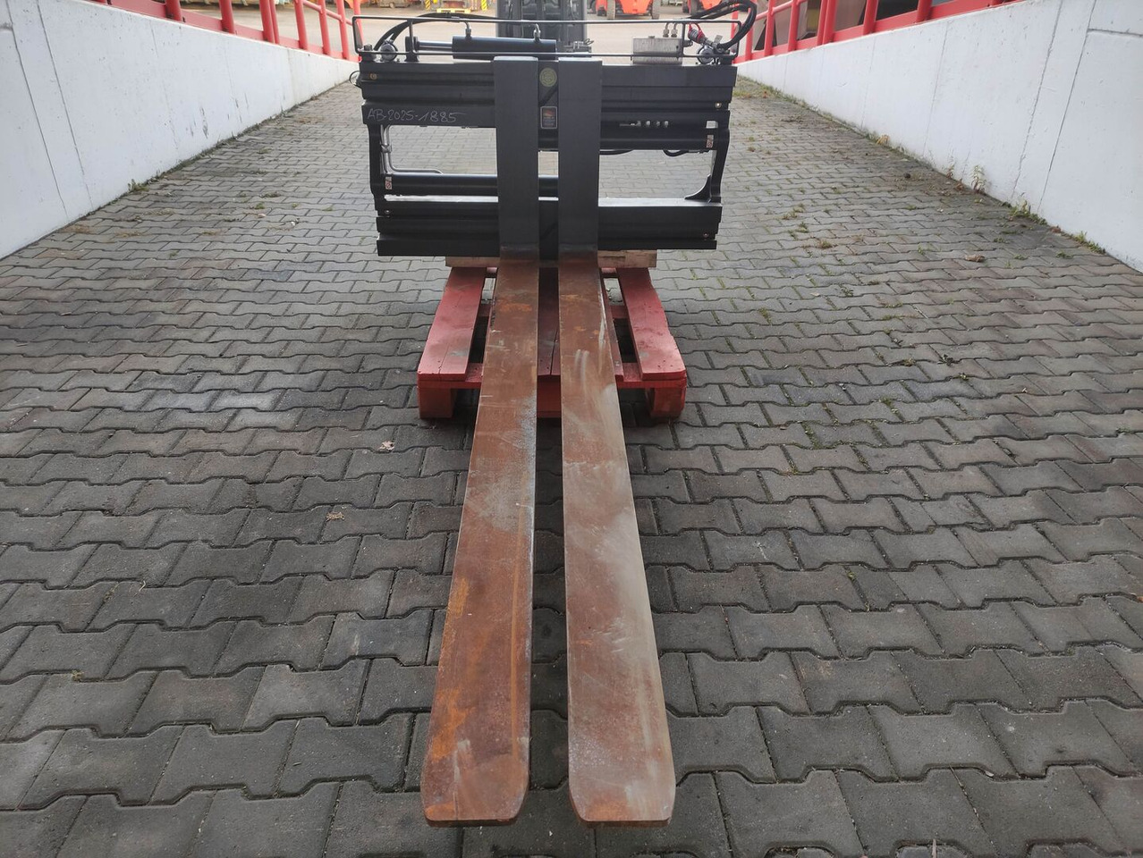 Durwen PGK48-S-SO - Вилы: фото 2 Durwen PGK48-S-SO - Вилы: фото 2