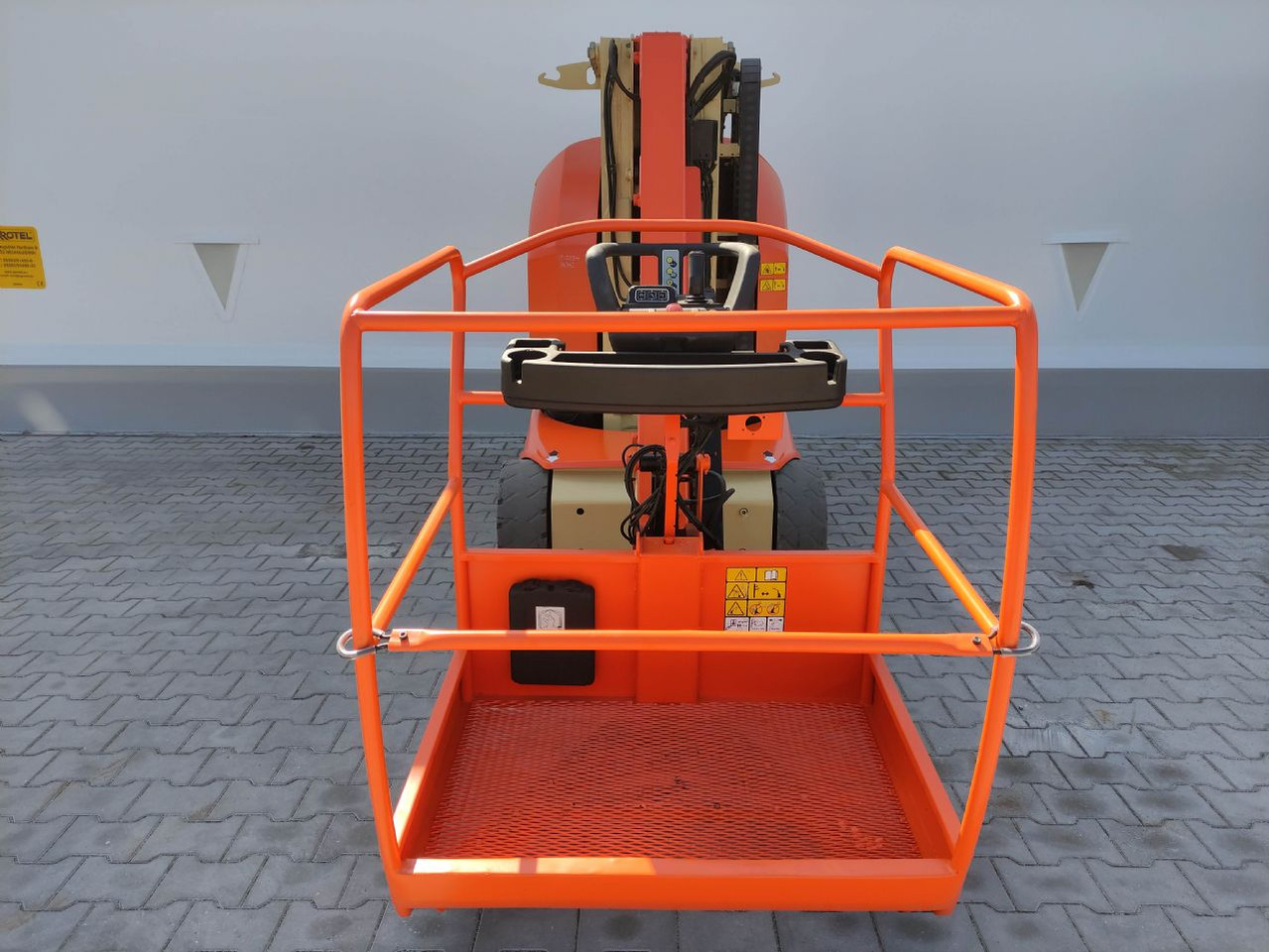 JLG Toucan 12 E (LACK NEU) - Вертикальный мачтовый подъемник: фото 3 JLG Toucan 12 E (LACK NEU) - Вертикальный мачтовый подъемник: фото 3