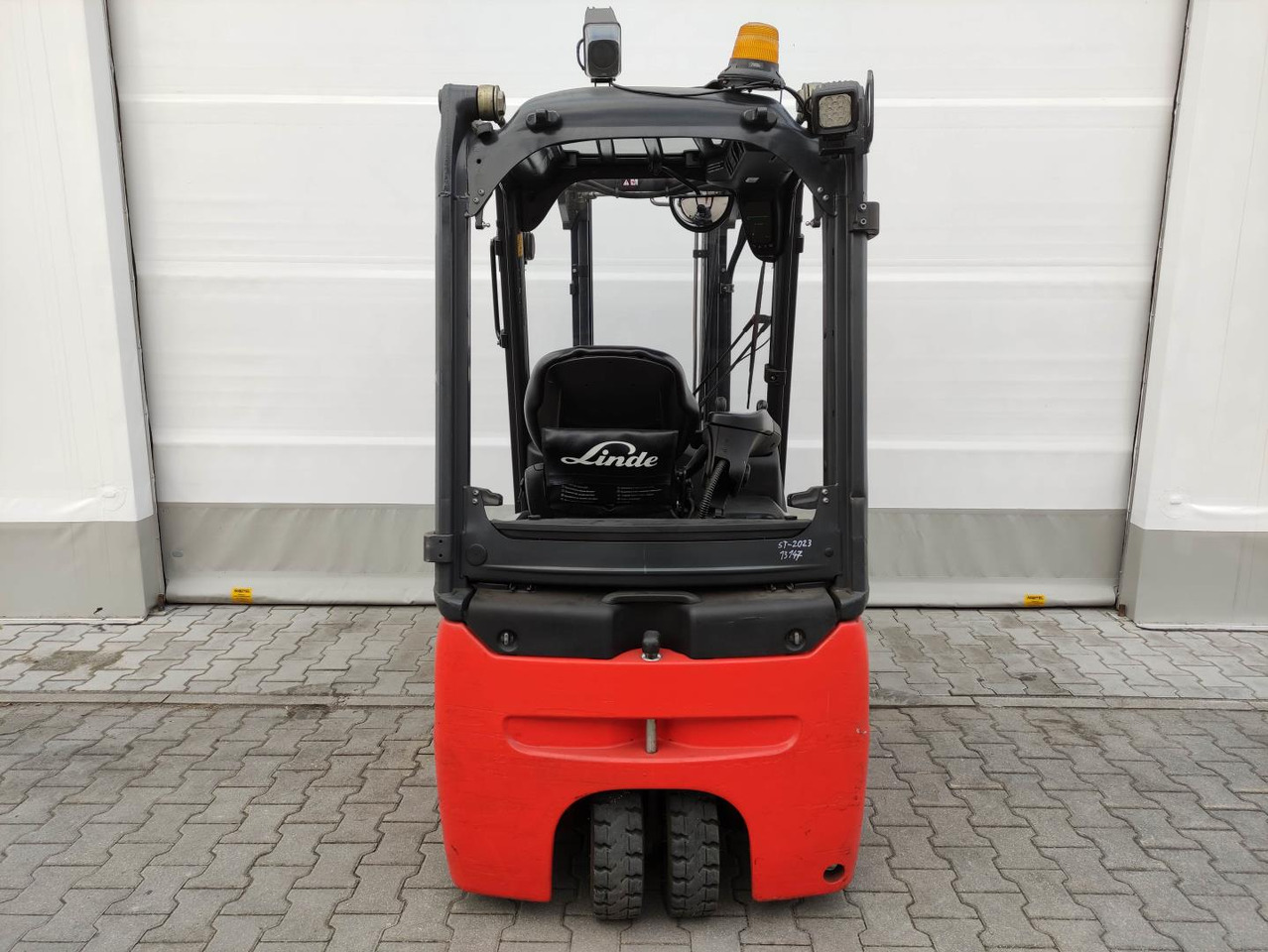 Linde E16-02-386-EVO - Электропогрузчик: фото 4 Linde E16-02-386-EVO - Электропогрузчик: фото 4