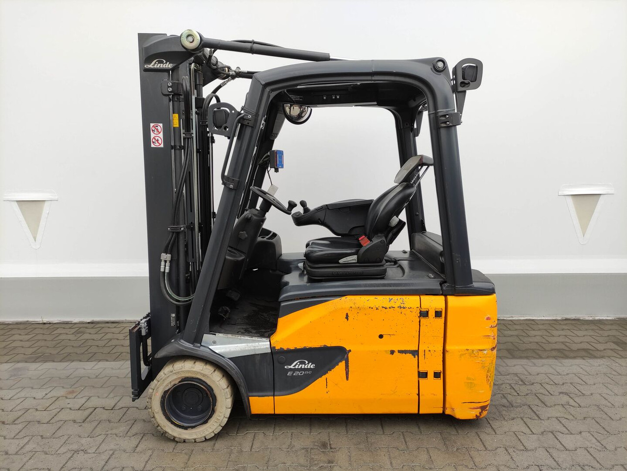 Электропогрузчик Linde E20L-02/386 EVO: фото 1