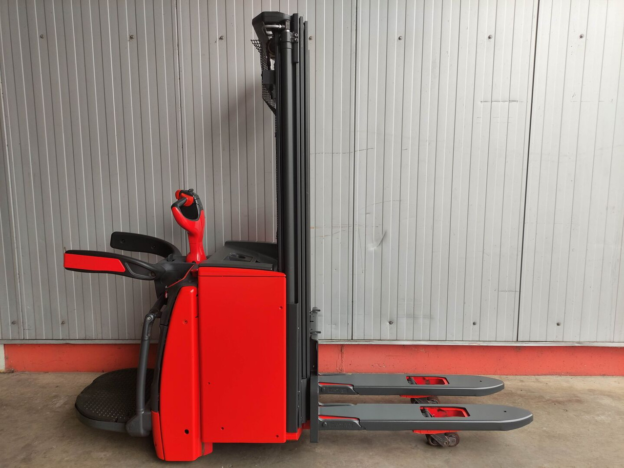 Linde L14 APi (LACK NEU) - Штабелер: фото 2 Linde L14 APi (LACK NEU) - Штабелер: фото 2