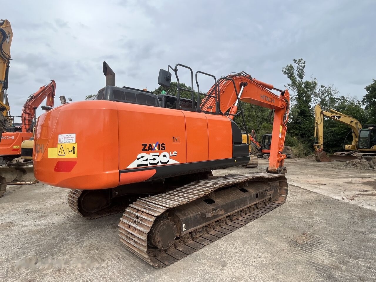 Hitachi ZX250LC-6 - Гусеничный экскаватор: фото 3 Hitachi ZX250LC-6 - Гусеничный экскаватор: фото 3