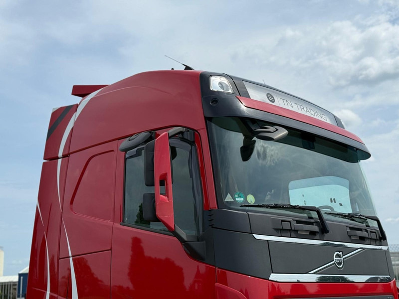 Volvo FH13.420 NL TRUCK, ALCOA, STEEL/AIR, PERFECT CONDITION, 2X TANK. - Тягач: фото 2 Volvo FH13.420 NL TRUCK, ALCOA, STEEL/AIR, PERFECT CONDITION, 2X TANK. - Тягач: фото 2