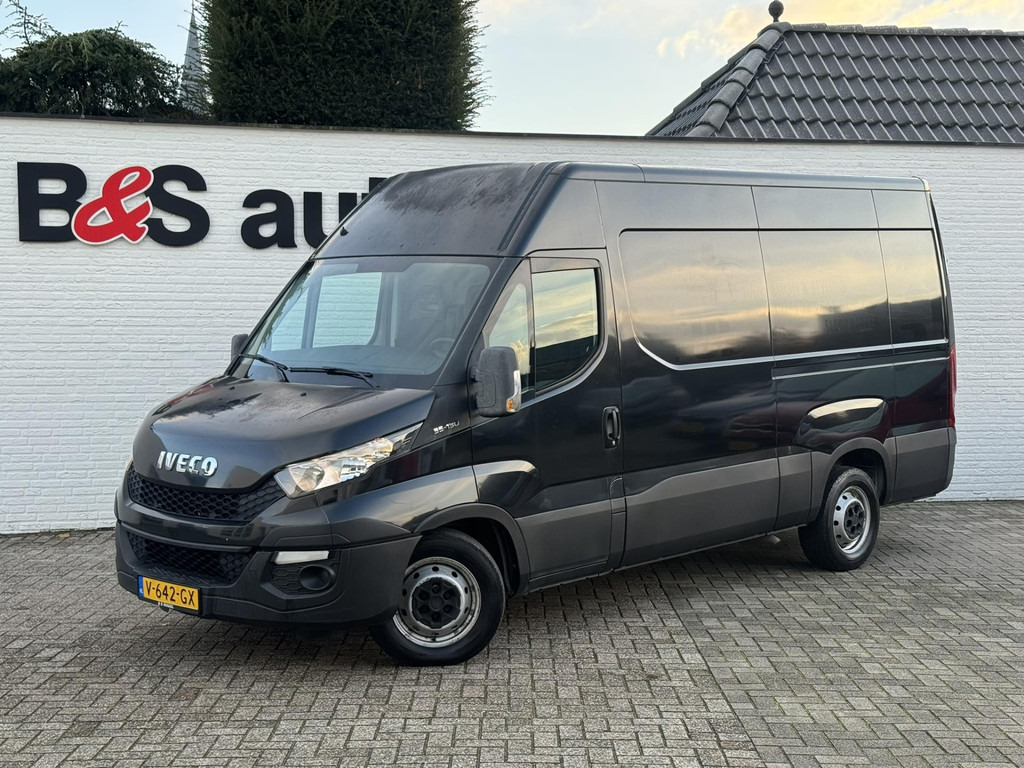 Iveco Daily-35S13V 2.3 352 H3 L Airco Cruise 3 Zits Radio cd Usb Goed onderhouden - Цельнометаллический фургон: фото 1 Iveco Daily-35S13V 2.3 352 H3 L Airco Cruise 3 Zits Radio cd Usb Goed onderhouden - Цельнометаллический фургон: фото 1