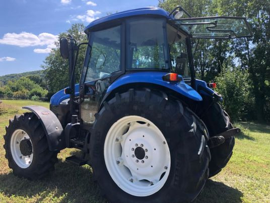 New Holland TD80D - Трактор: фото 2 New Holland TD80D - Трактор: фото 2