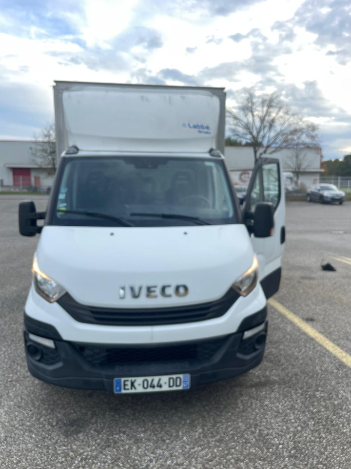 IVECO Dailly 35c16 - Фургон с закрытым кузовом: фото 1 IVECO Dailly 35c16 - Фургон с закрытым кузовом: фото 1