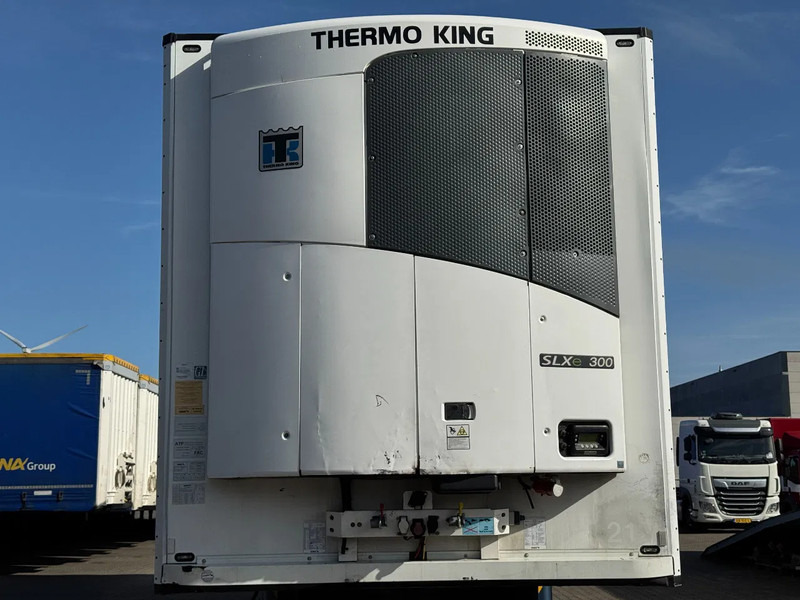 Schmitz Cargobull Thermo King SLXe 300 / Disc Brakes / Lift-Axle / Flower Width - Полуприцеп-рефрижератор: фото 2 Schmitz Cargobull Thermo King SLXe 300 / Disc Brakes / Lift-Axle / Flower Width - Полуприцеп-рефрижератор: фото 2